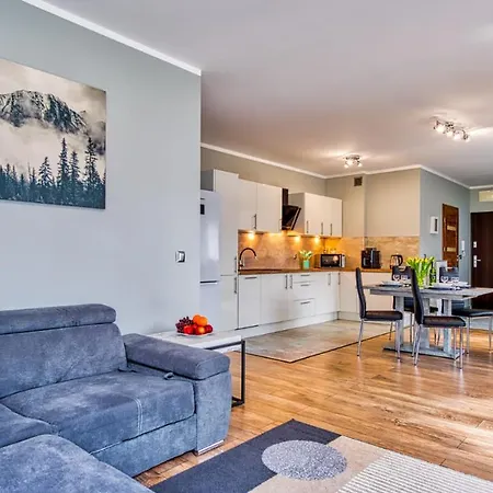 H7 Z Pięknym Widokiem - 5d Apartament *