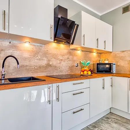 H7 Z Pięknym Widokiem - 5d *